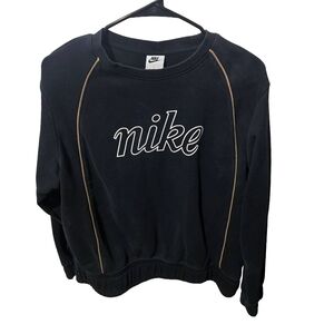 Nike Women's Retro Black Crew Neck Sweater, Size Large